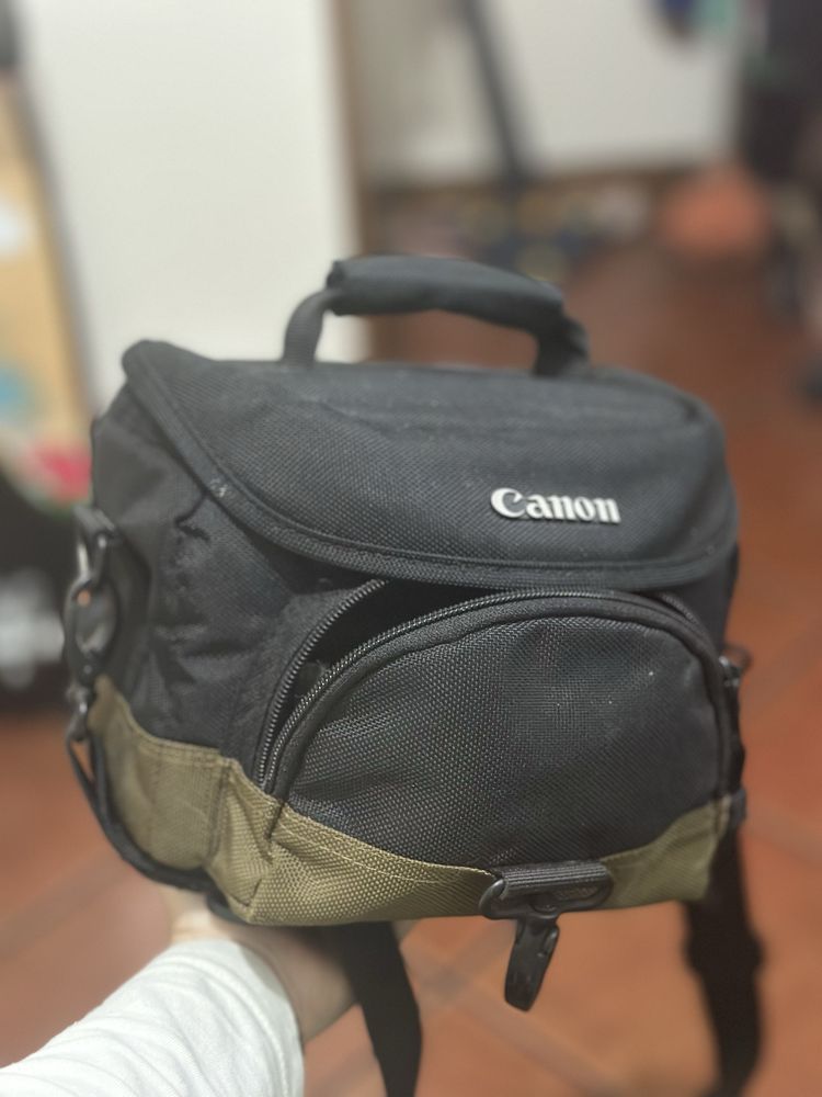 Canon  EOS 1200D