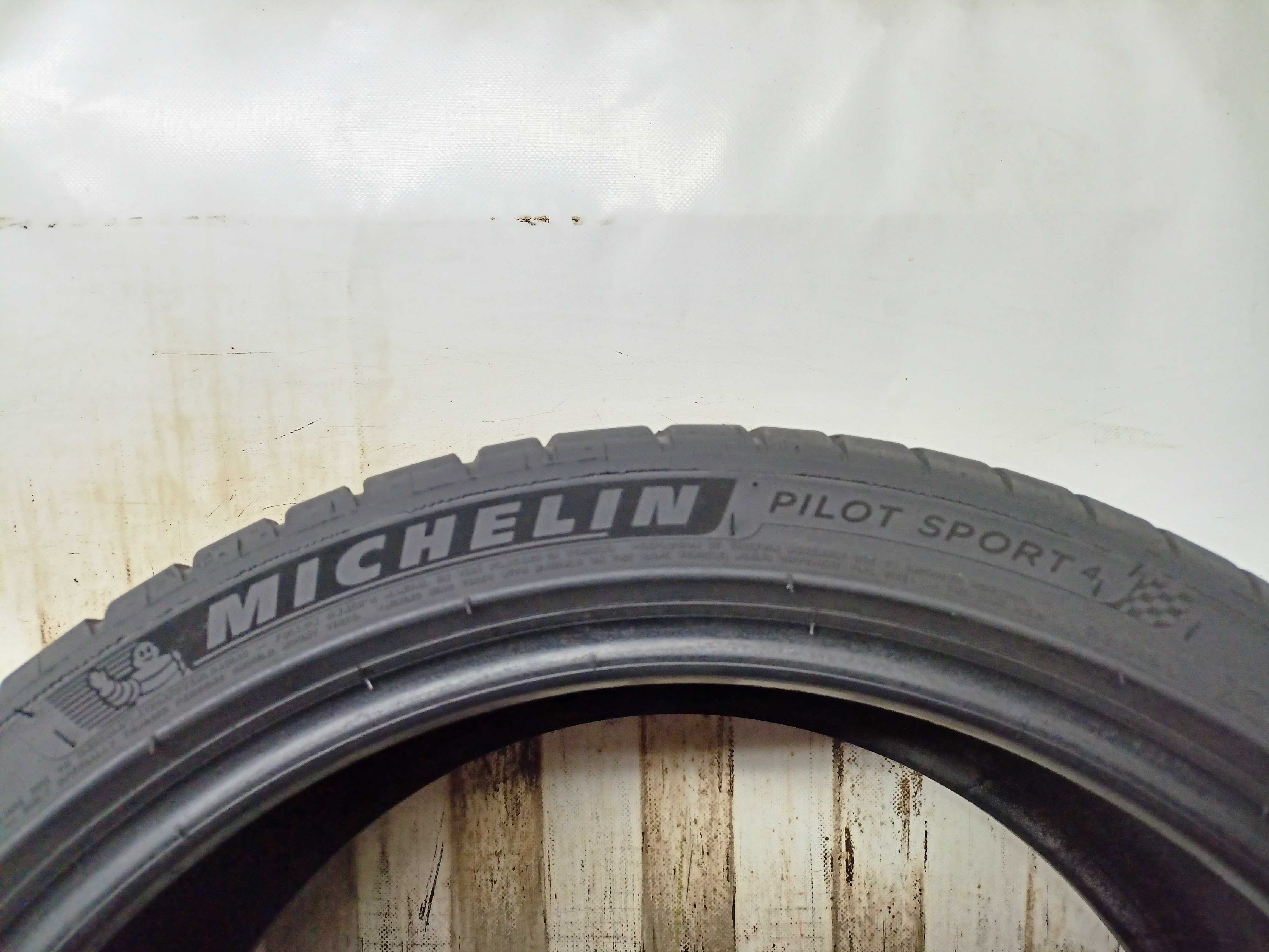 Michelin Pilot Sport 4 225/40/18  21-22r. 92Y 2x6,8mm (5750)