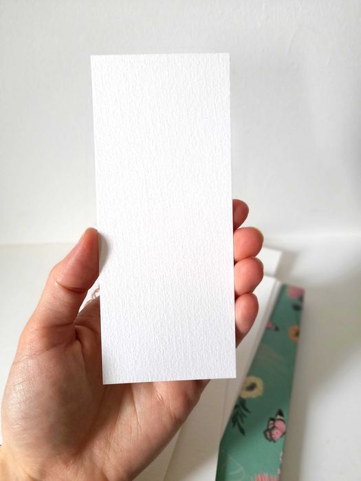 Marcadores de livro em papel de aguarela para pintar