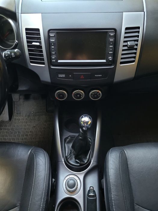 Citroen C-crosser 4x4 2.2HDI 7-osobowy manual