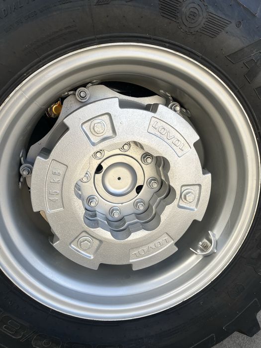 Ciągnik Rolniczy LOVOL M504 Czarny Perkins 3.2l 4 cylindry E3 60 KM !!