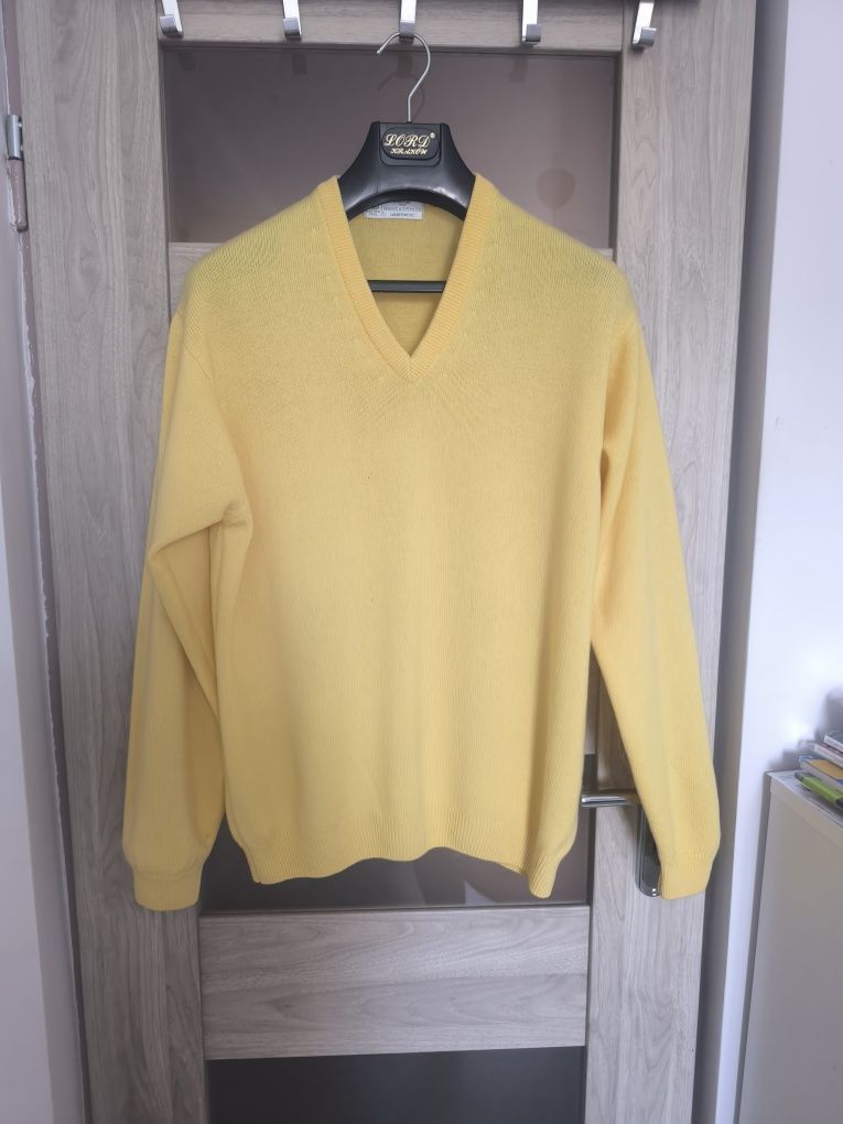 Wełniany sweter męski. Nowy.