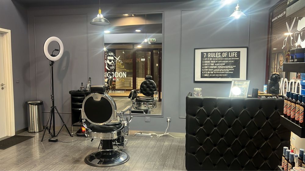 TRESPASSE BARBEARIA - VILA NOVA DE GAIA