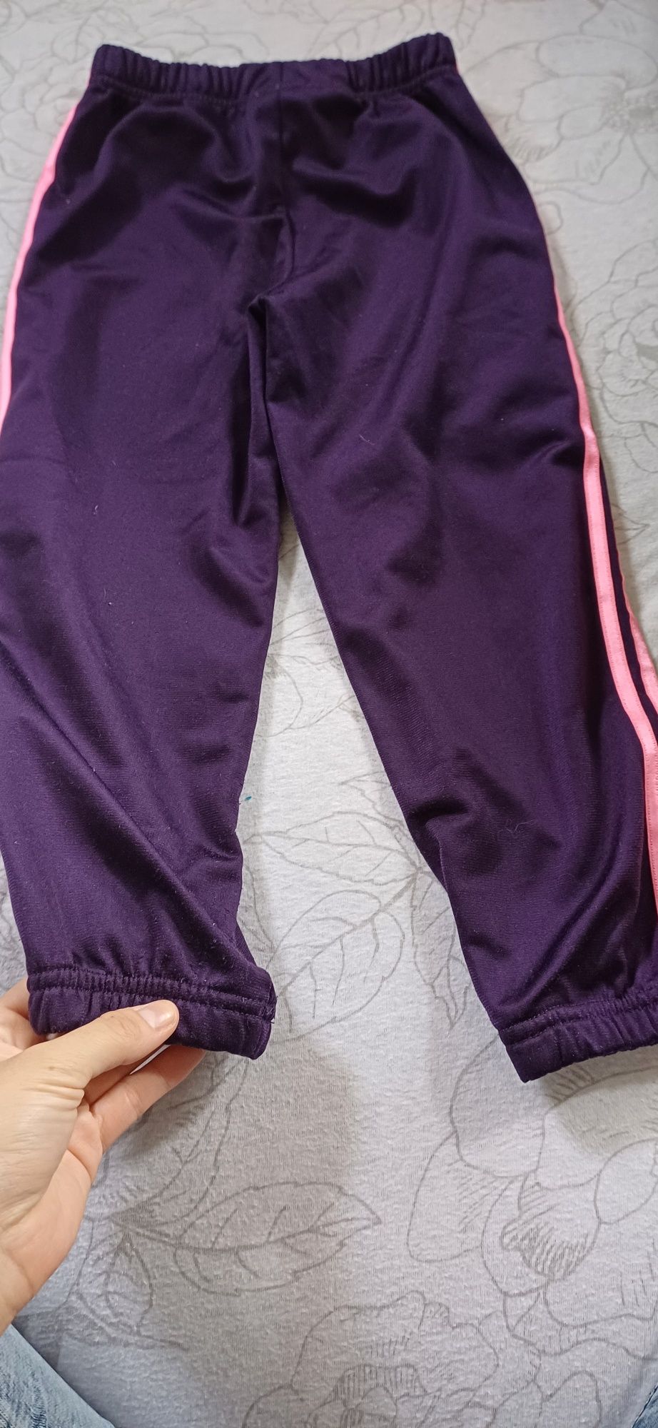 Spodnie dresowe adidas r.104/110
