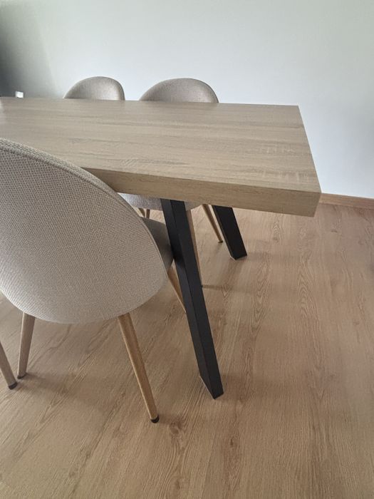 Mesa sala c/pés de metal