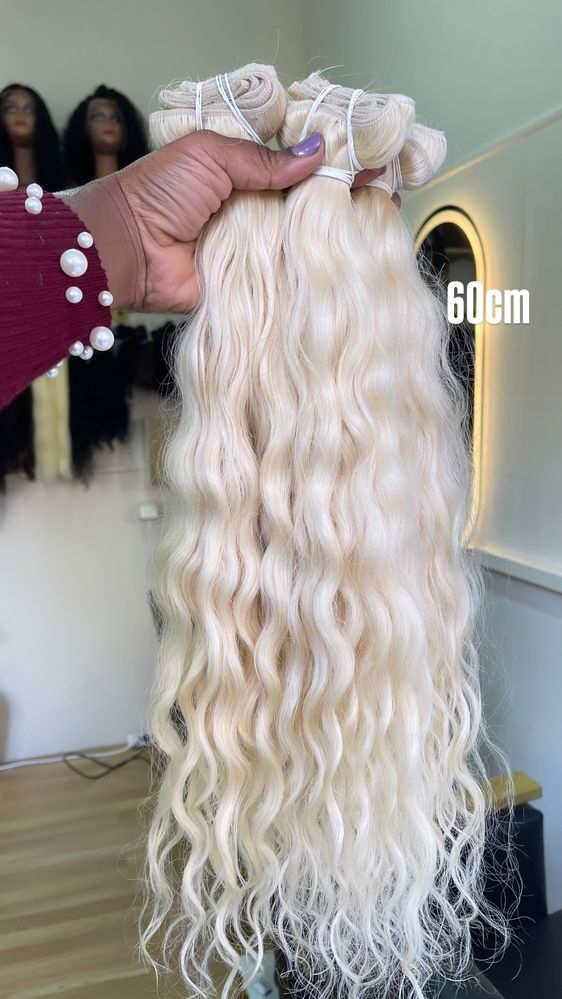 Cabelo loiro humano