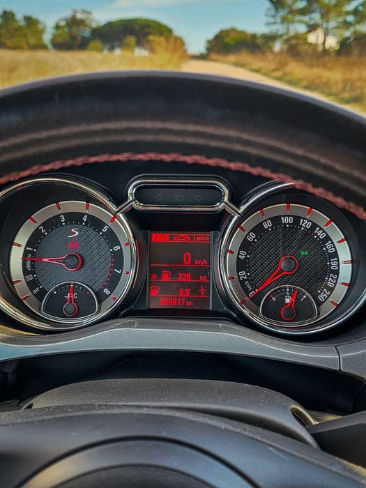 Opel Adam S 2017 Com Melhorias