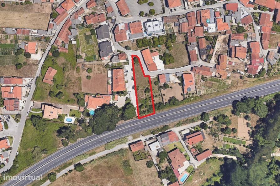 Terreno com 968 m2  / Marrazes / Leiria