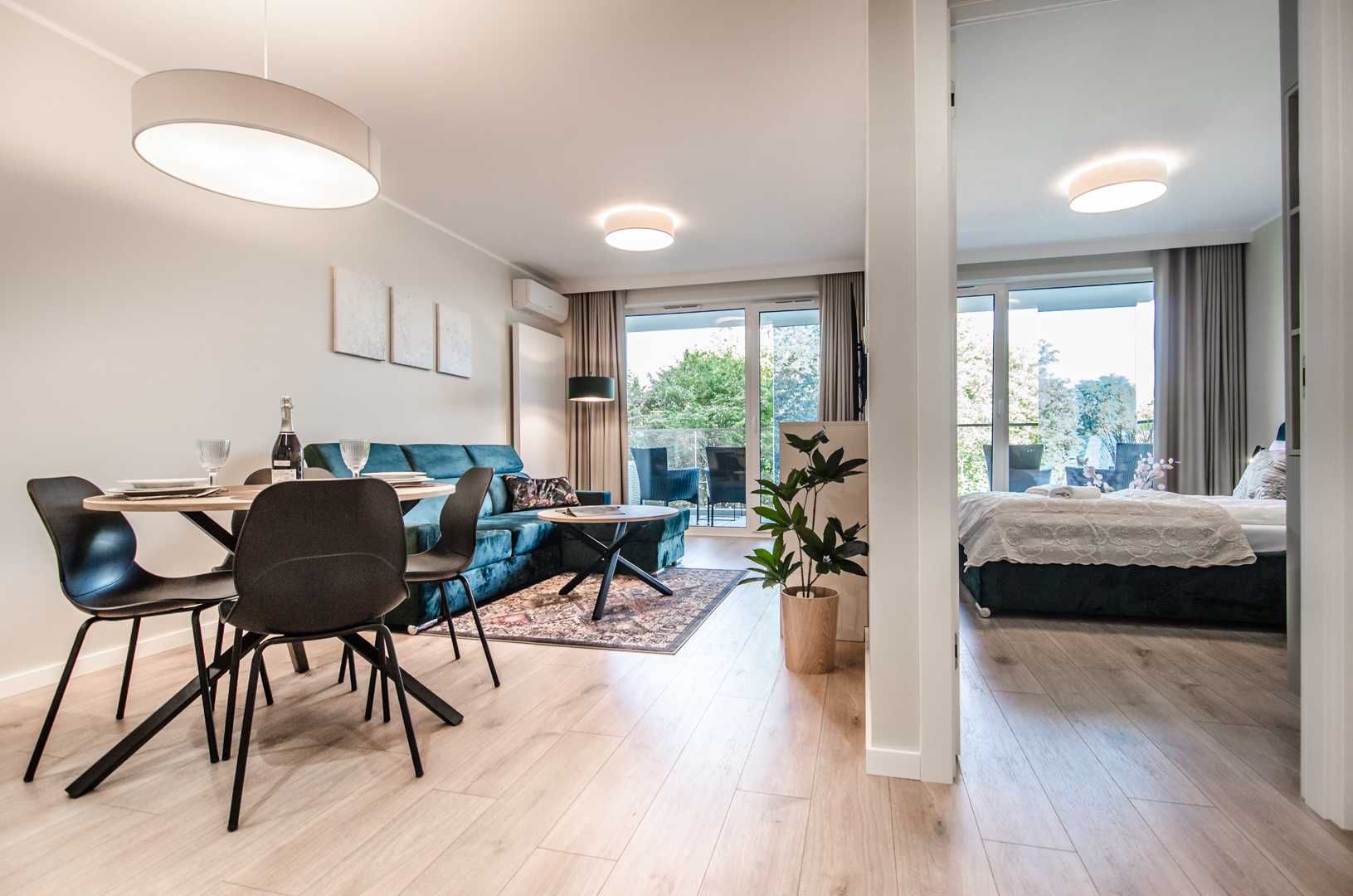 WHITEblue Apartamenty Kołobrzeg -Dzielnica Uzdrowiskowa- 200m do plaży