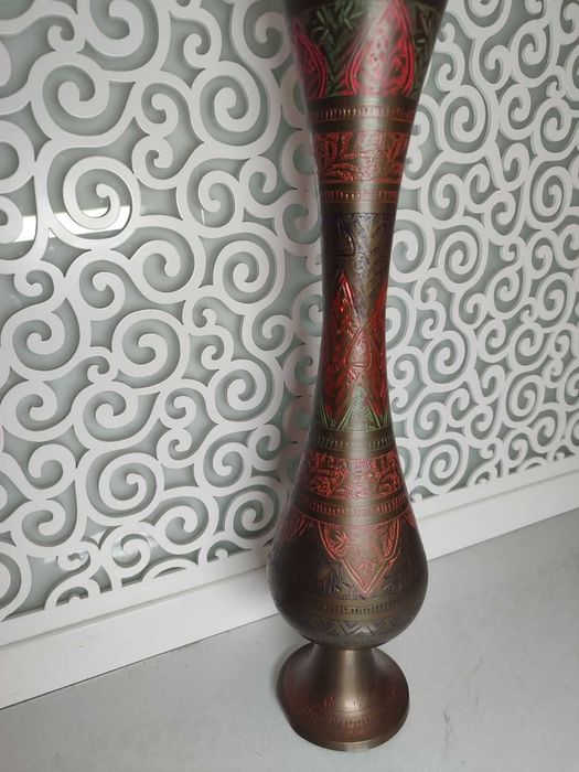 Продам вазу индийские мотивы