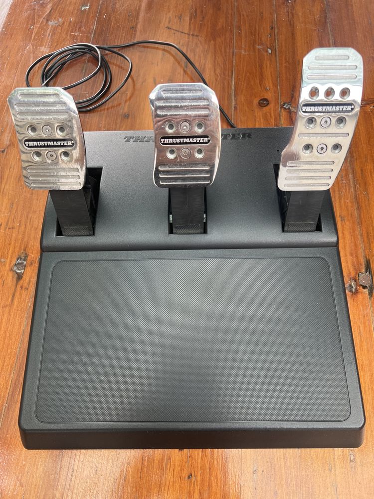 Vendo pedais Thrustmaster T3PA