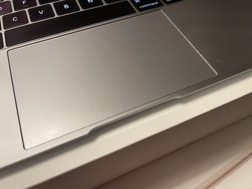 Macbook Retina 12’’ (2017)