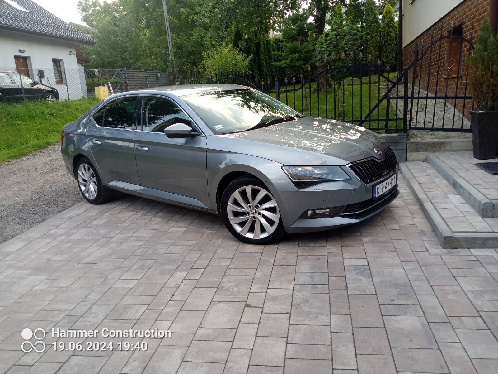 Skoda Superb, 2.0 TDI . 150km.