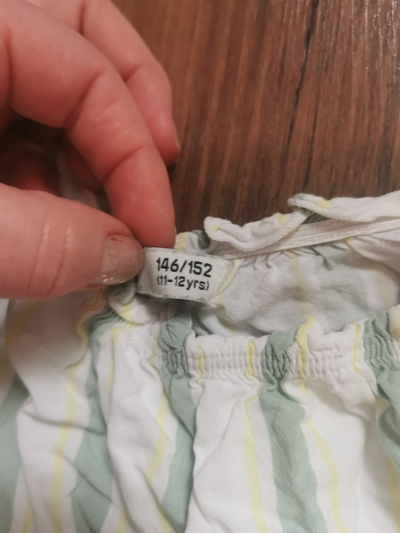 Bluzka w paski 146 152