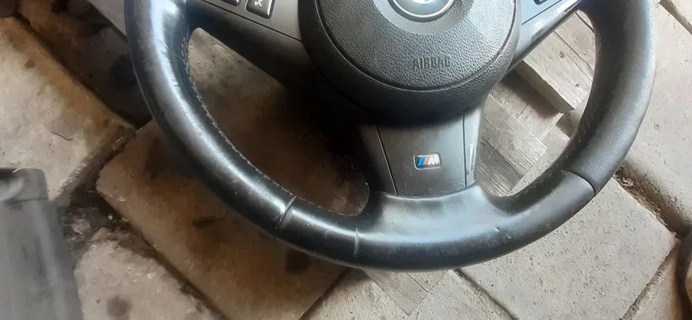 Kierownica M-Pakiet m5 bmw e60 e61 e63 e64 oryginal poduszka