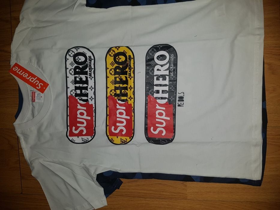 T-shirt supreme new york