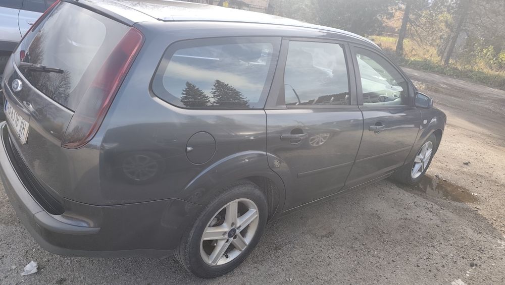 Форд фокус 2               .