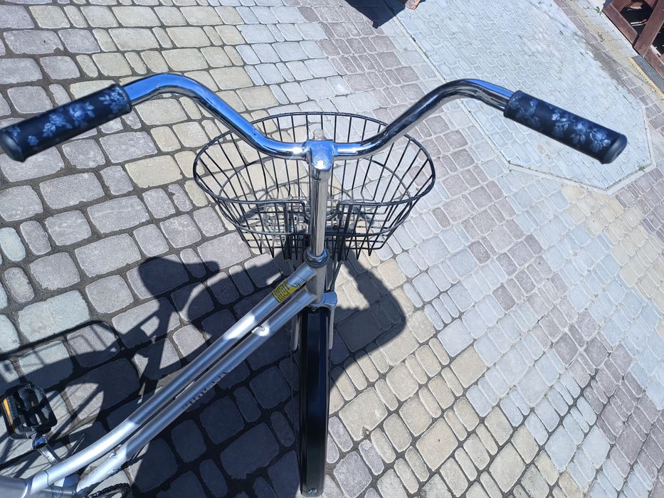 Жіночий велосипед. Стан нового.