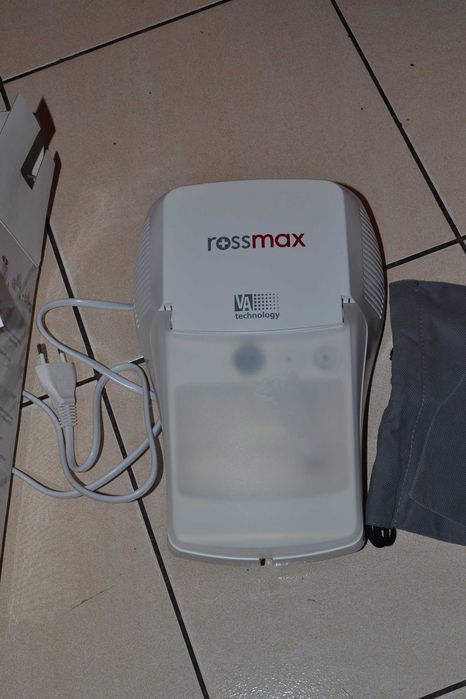 Компресорный  ингалятор  ROSSMAX