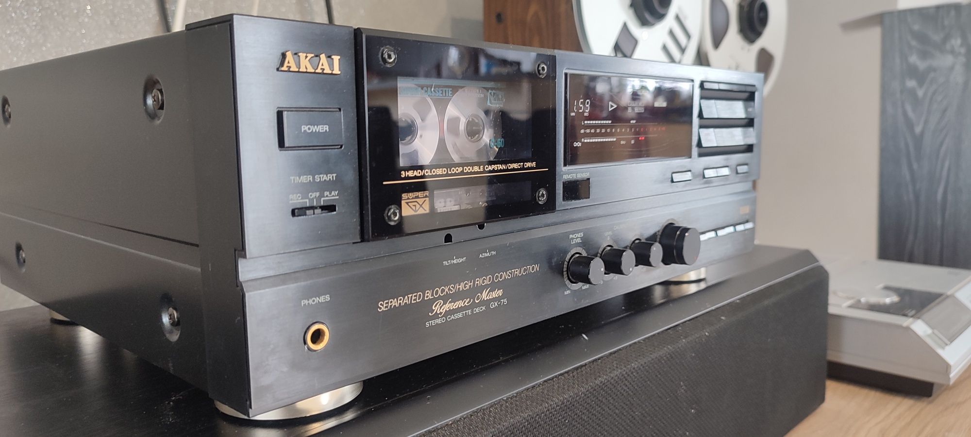 Akai gx75               .
