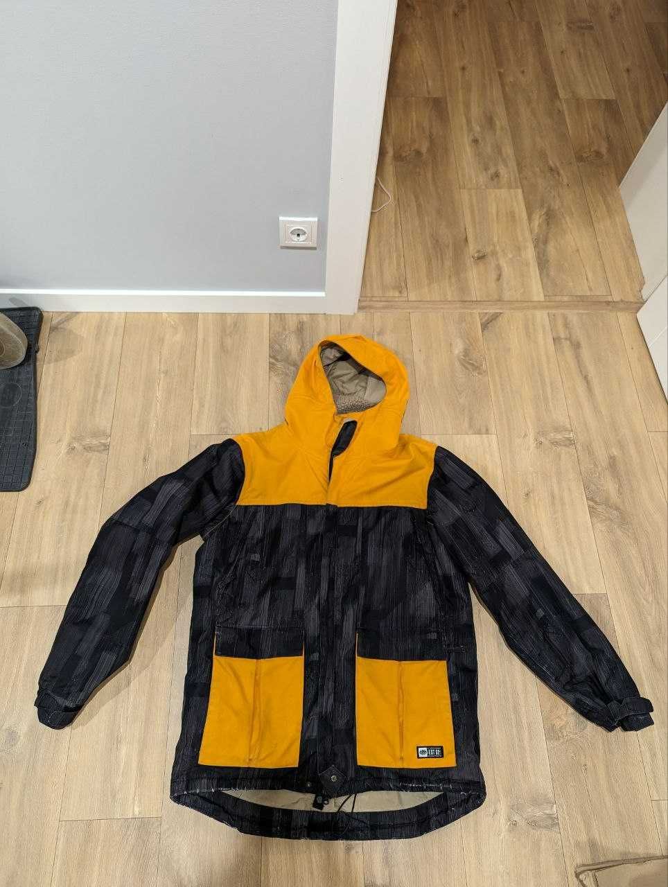 Сноубордична куртка 686