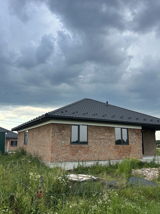 Продам будинок в Стрижавці в р-ні Кемпінгу