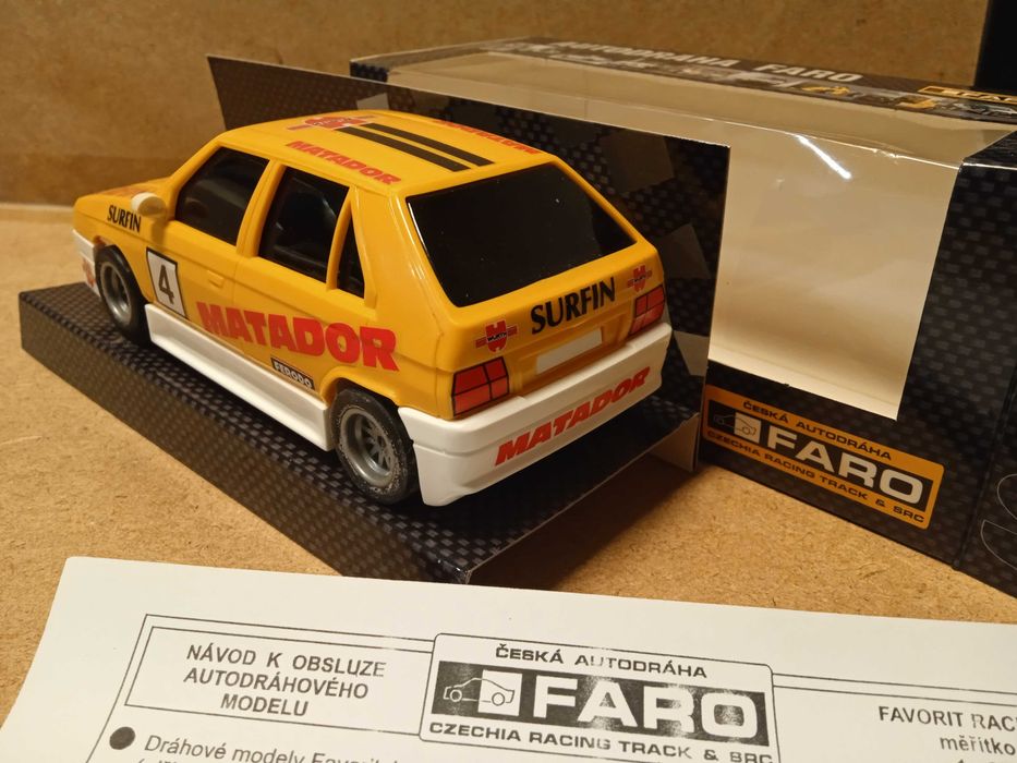 SlotCar 1/28 "FARO"  Skoda Favorit