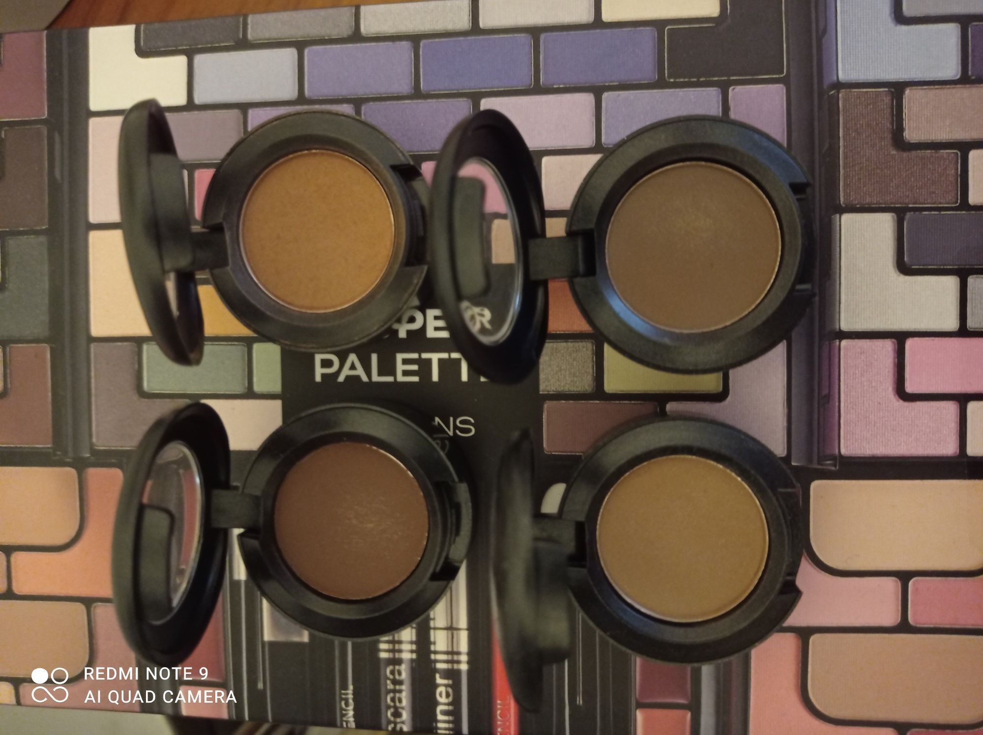 Sombras de olhos da MAC.