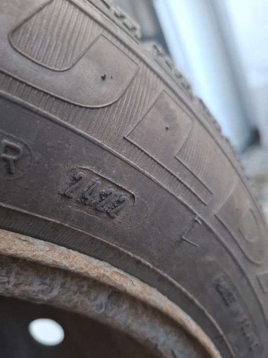 Opony zimowe Fulda z felgami 185/60/15 Renault Clio twingo inne 4x100
