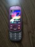 Nokia 7230 z ładowarką
