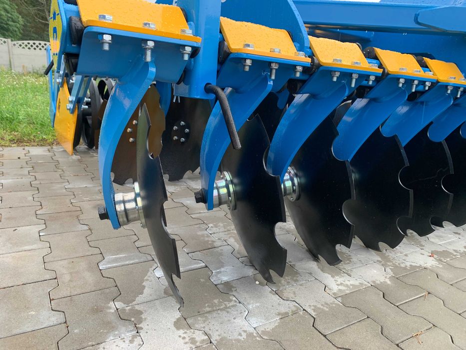 Brona talerzowa CIĘŻKA hydrauliczna 5 metrów ROLLAND talerzówka