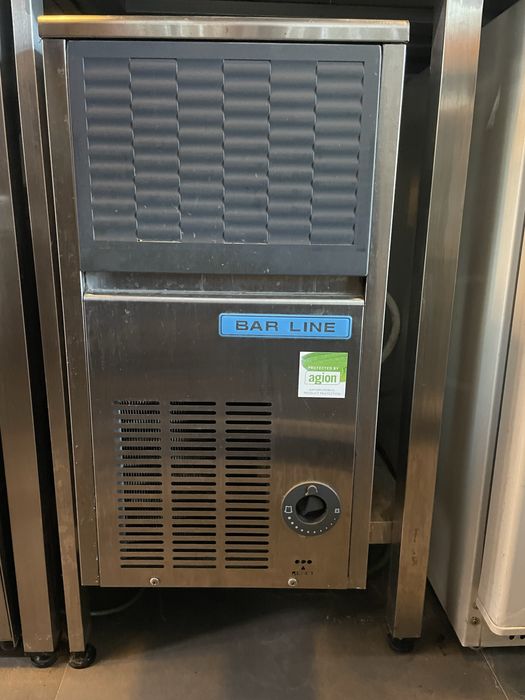 TUDO DEVE IR!! Equipamento e mobiliário completos para restaurante