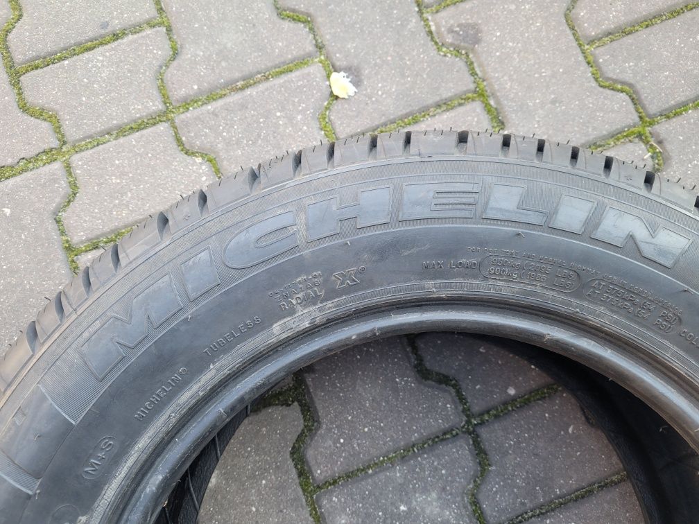 215 65 r16C Michelin Agilis  51