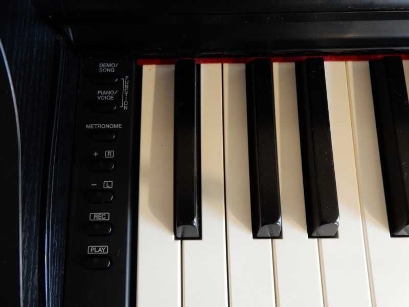 Pianino Yamaha Arius YDP 163