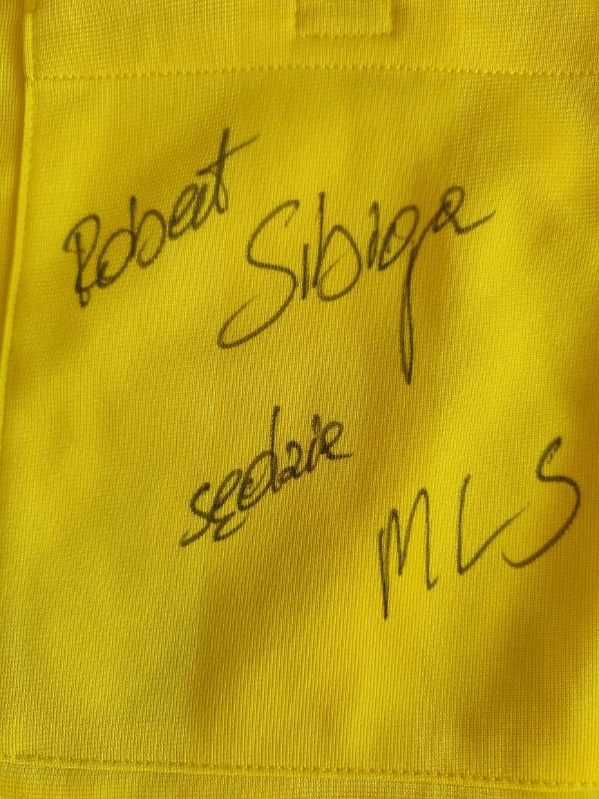 Koszulka z autografem sędziego MLS Roberta Sibigi