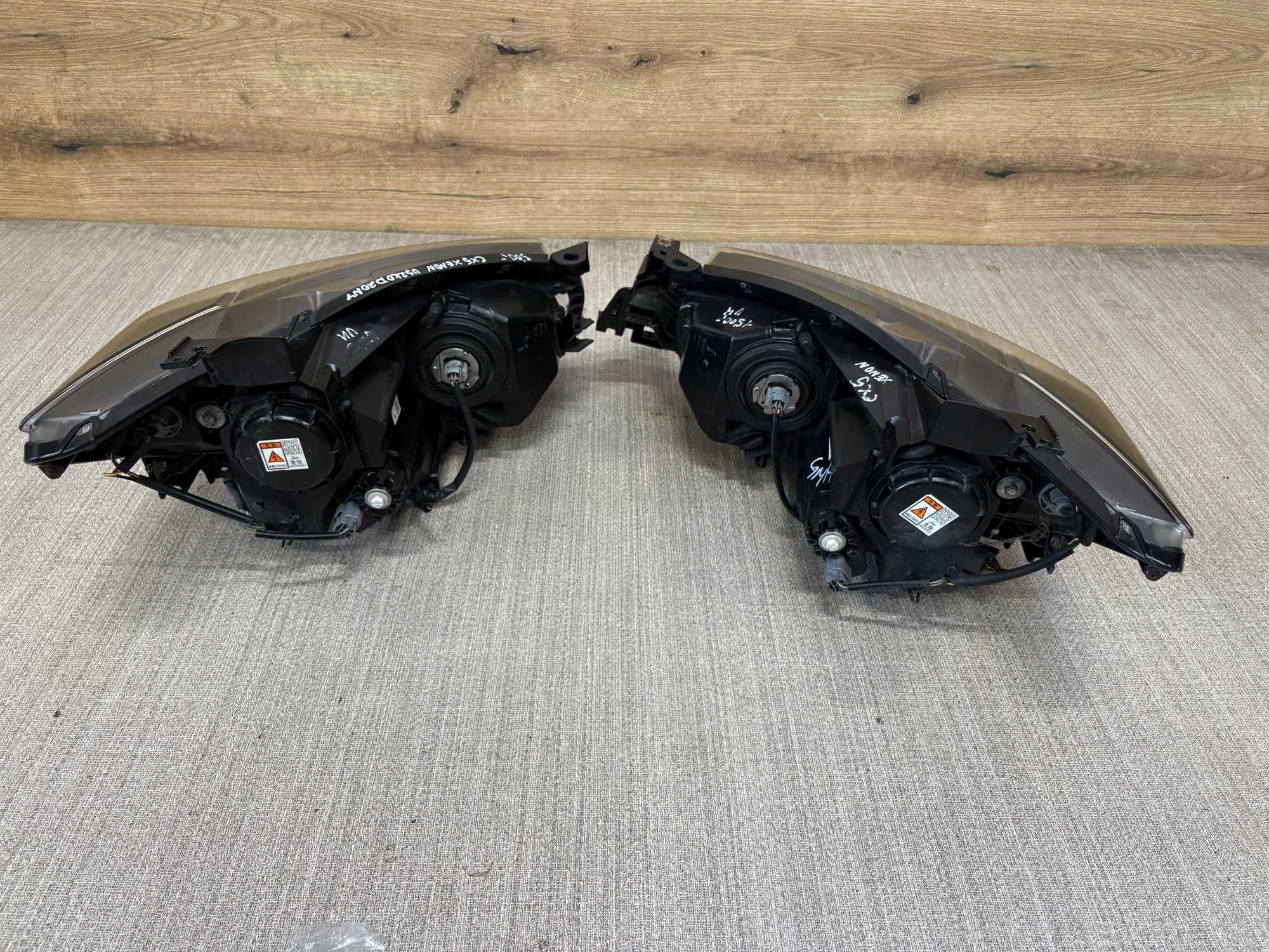 lampa/reflektor przedni lewy, prawy mazda cx5 xenon