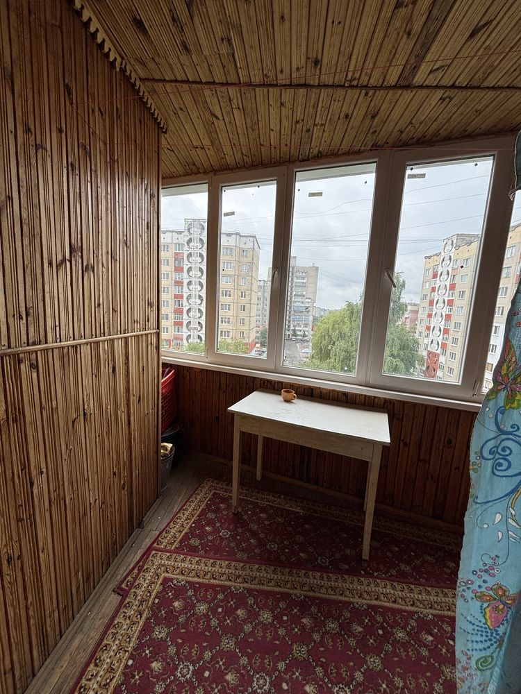 р Продам 3-х кімнатну квартиру на Північному