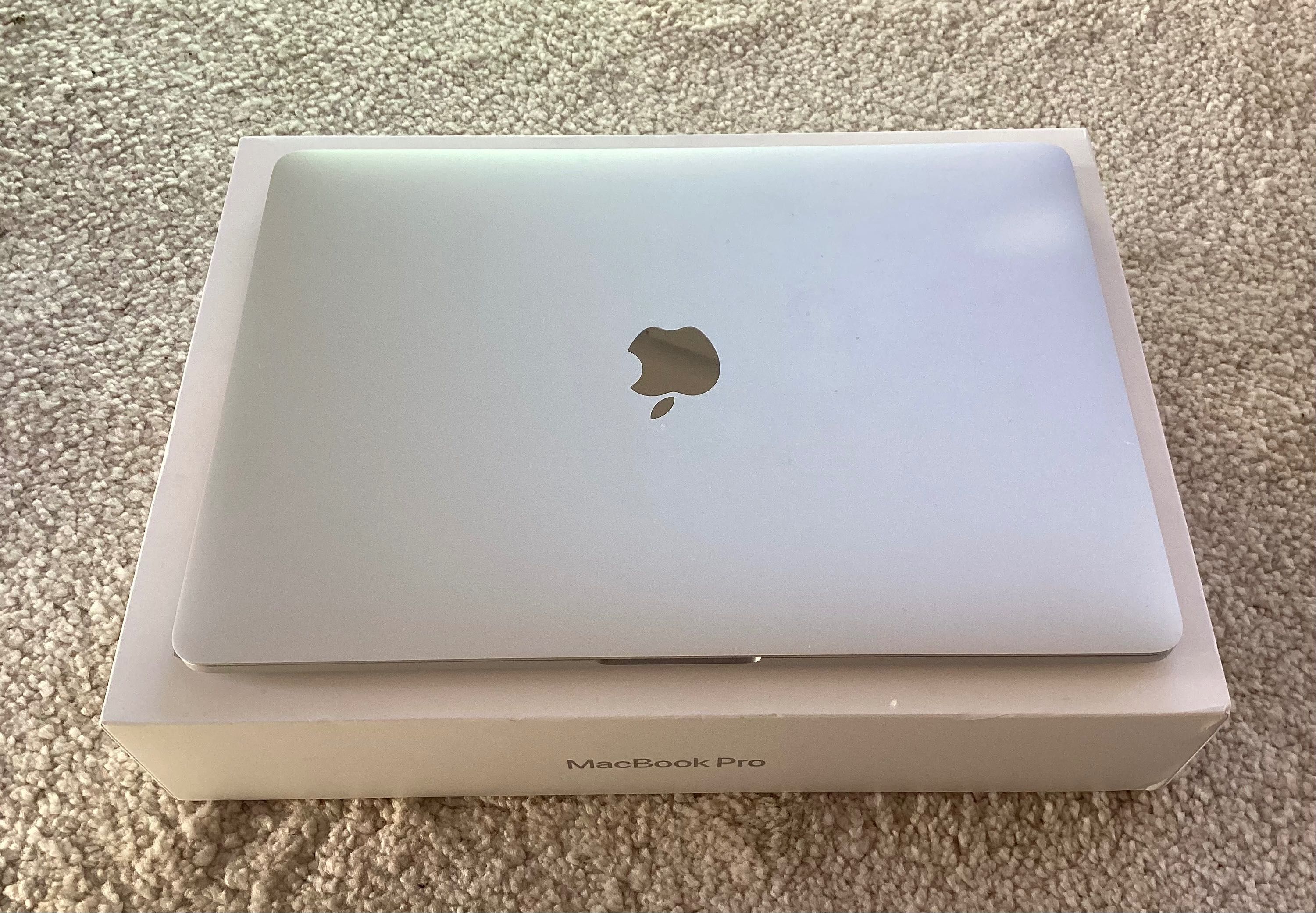 Apple MacBook Pro 13” (2020), 16GB/512GB Apple M1 Silver