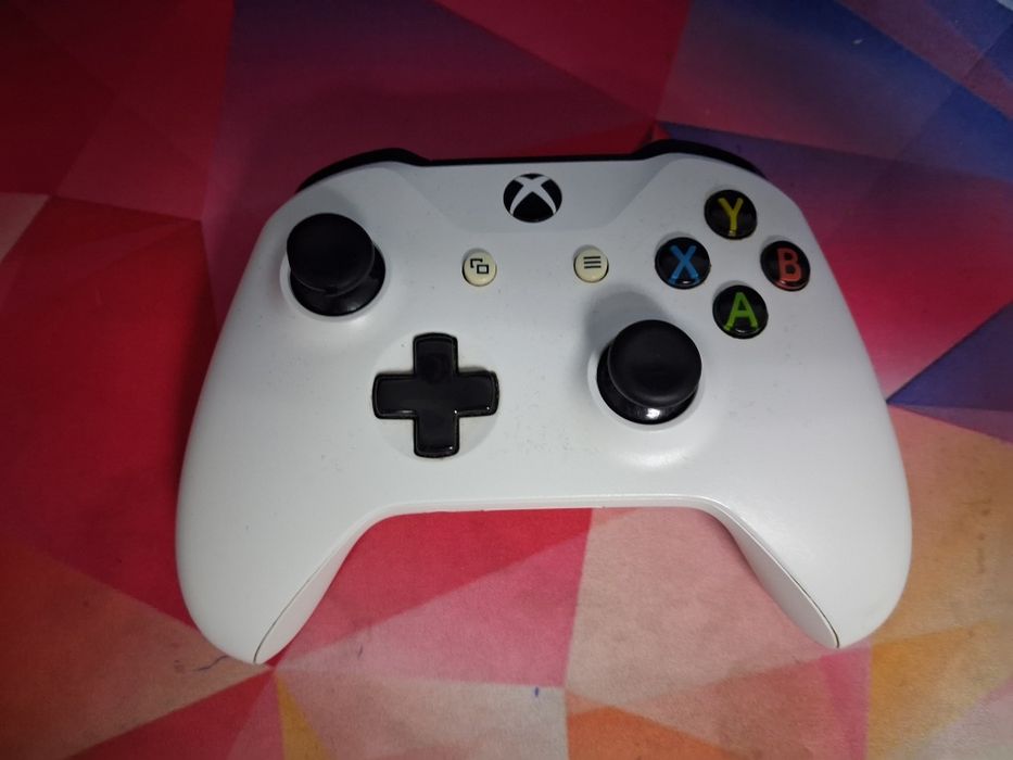 XBOX ONE S 1TB ідеальний стан