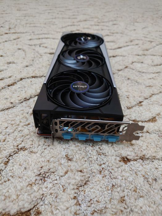 Sapphire NITRO+ RX6800 16GB