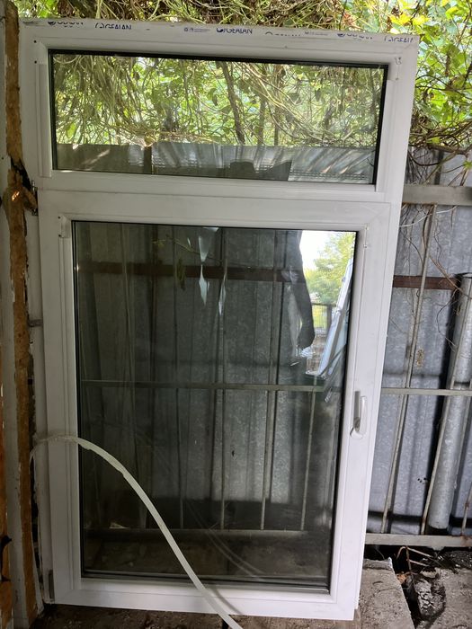 Okno PCV jednoskrzydłowe + lufcik 100/131