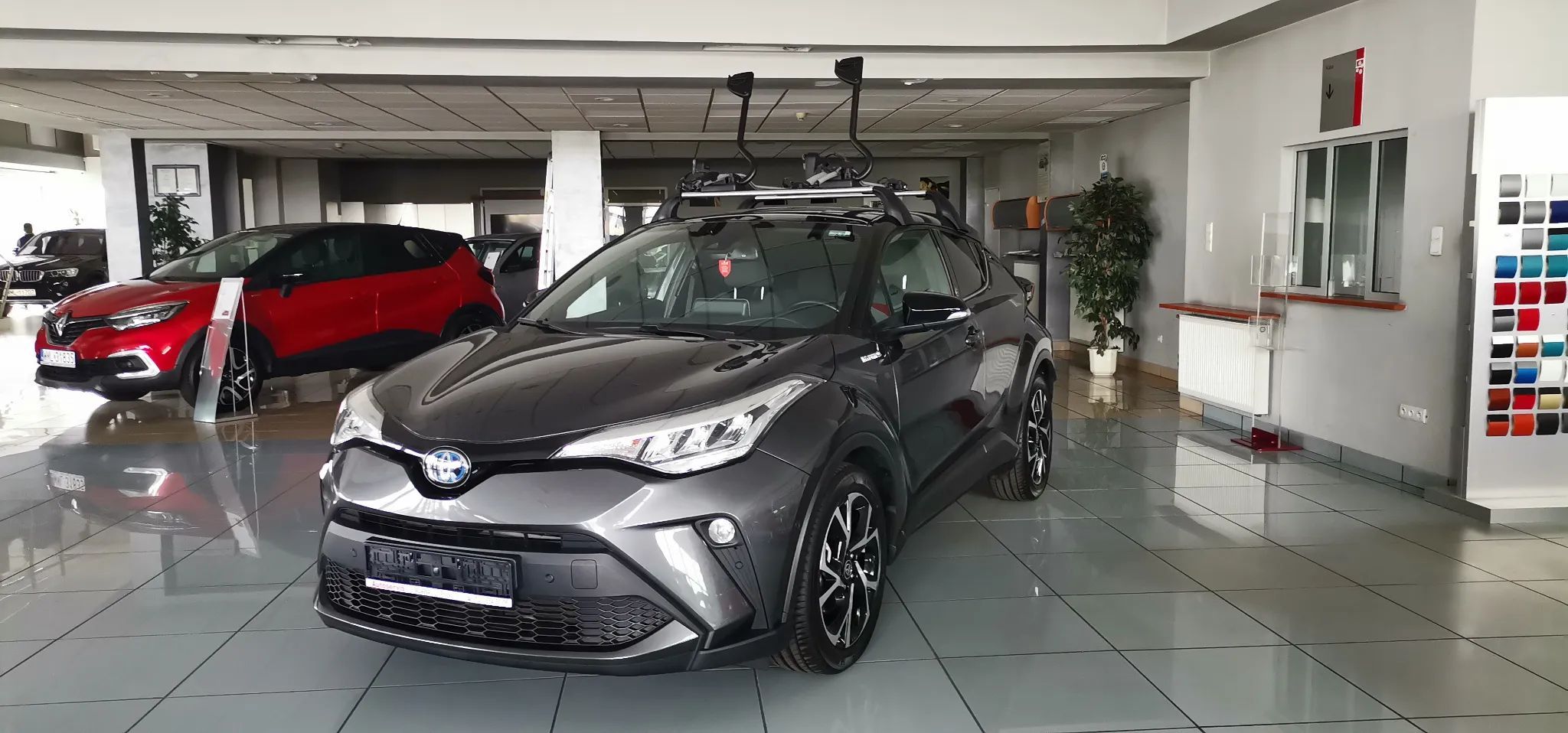 Toyota C-HR 2,0 Hybrid 184KM Team D