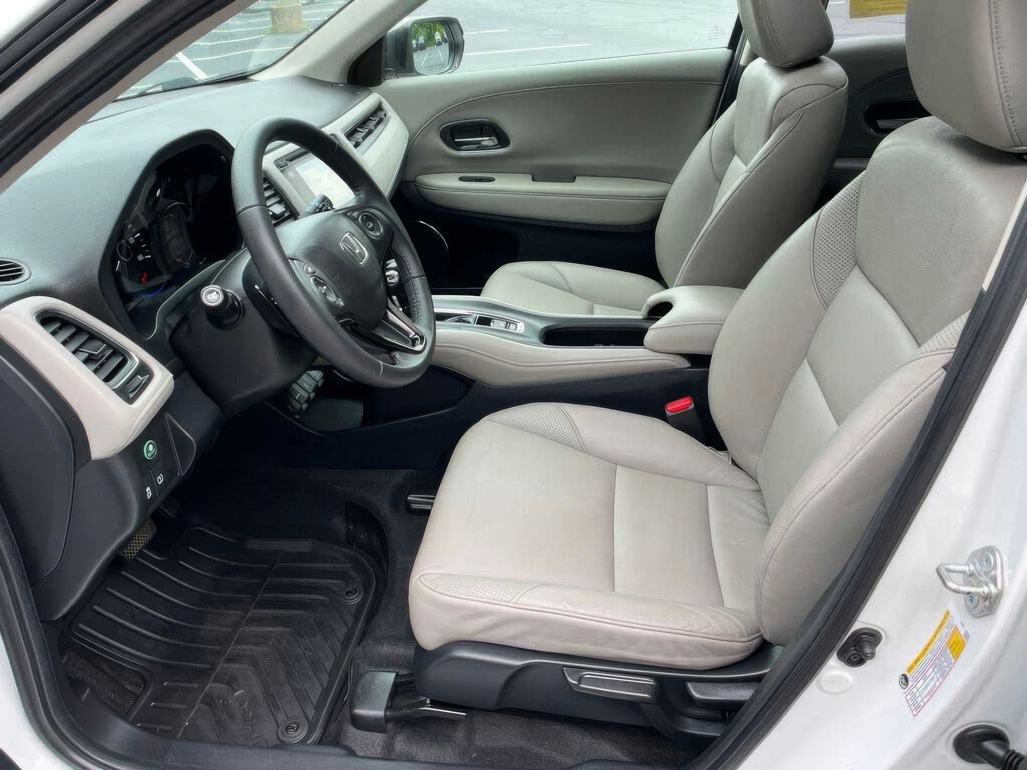 2018 Honda HR-V EX-L AWD with Navigation