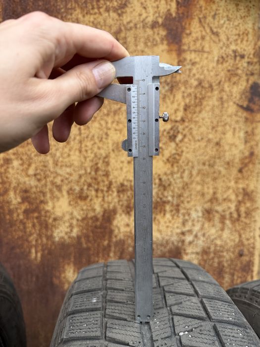 Зимові шини 215/65 r16 Bridgestone