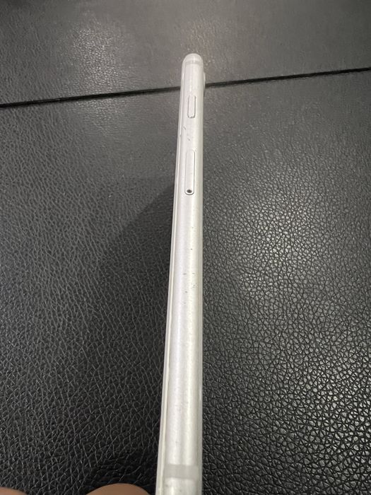 IPhone 8, 100% kondycja.