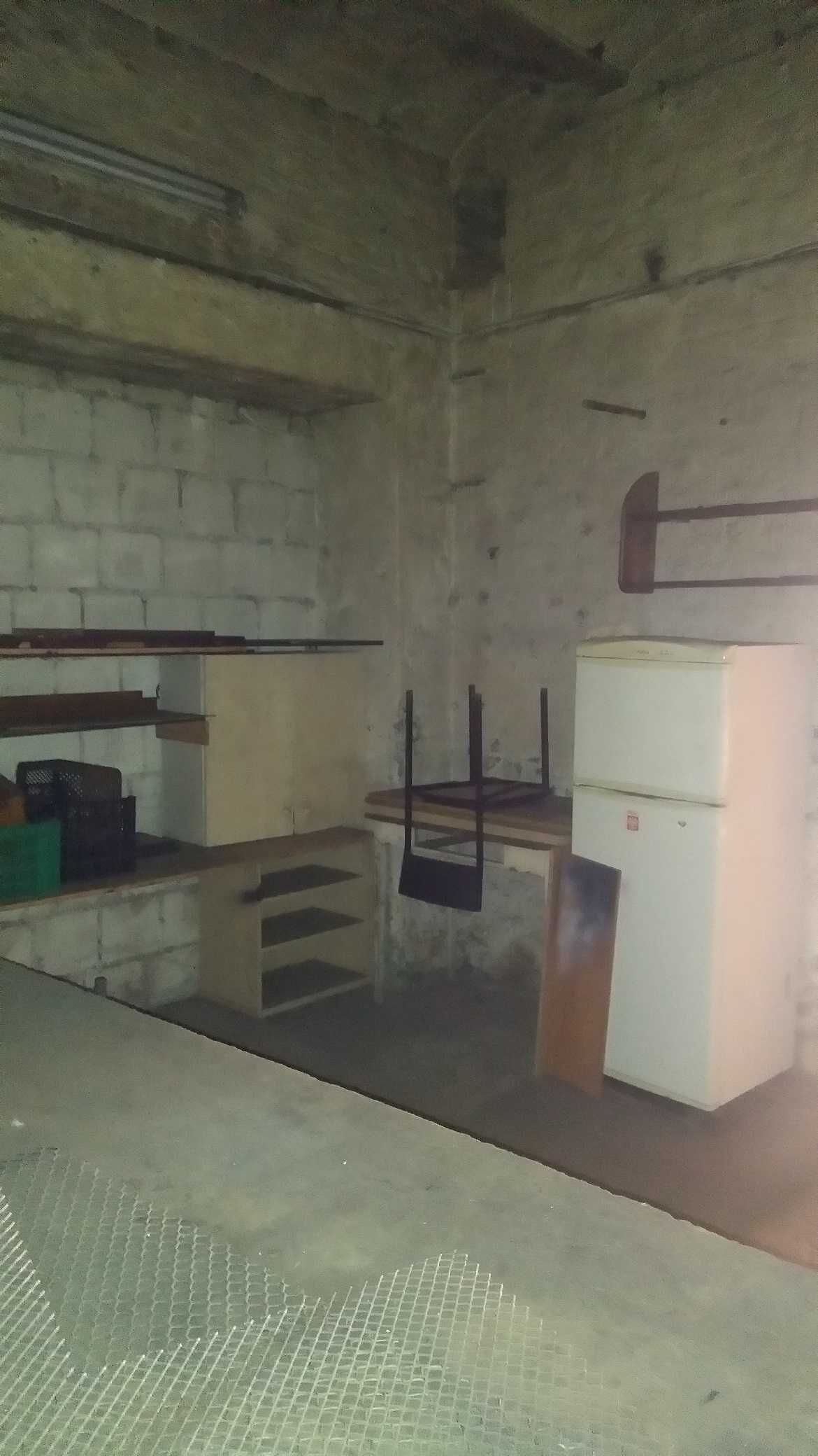 Warsztat ślusarnia , stolarnia LUBOŃ