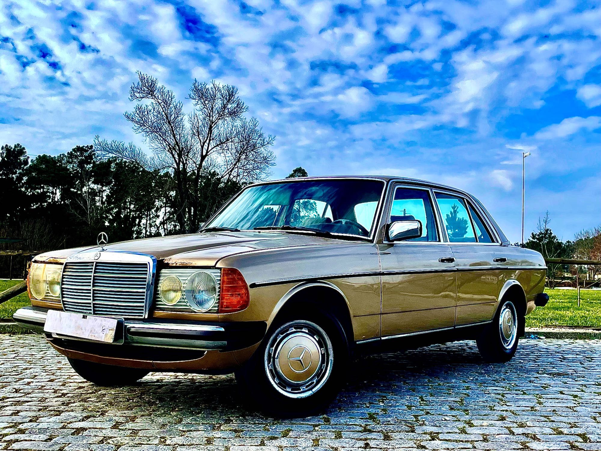 Mercedes 200D 1985 Auto