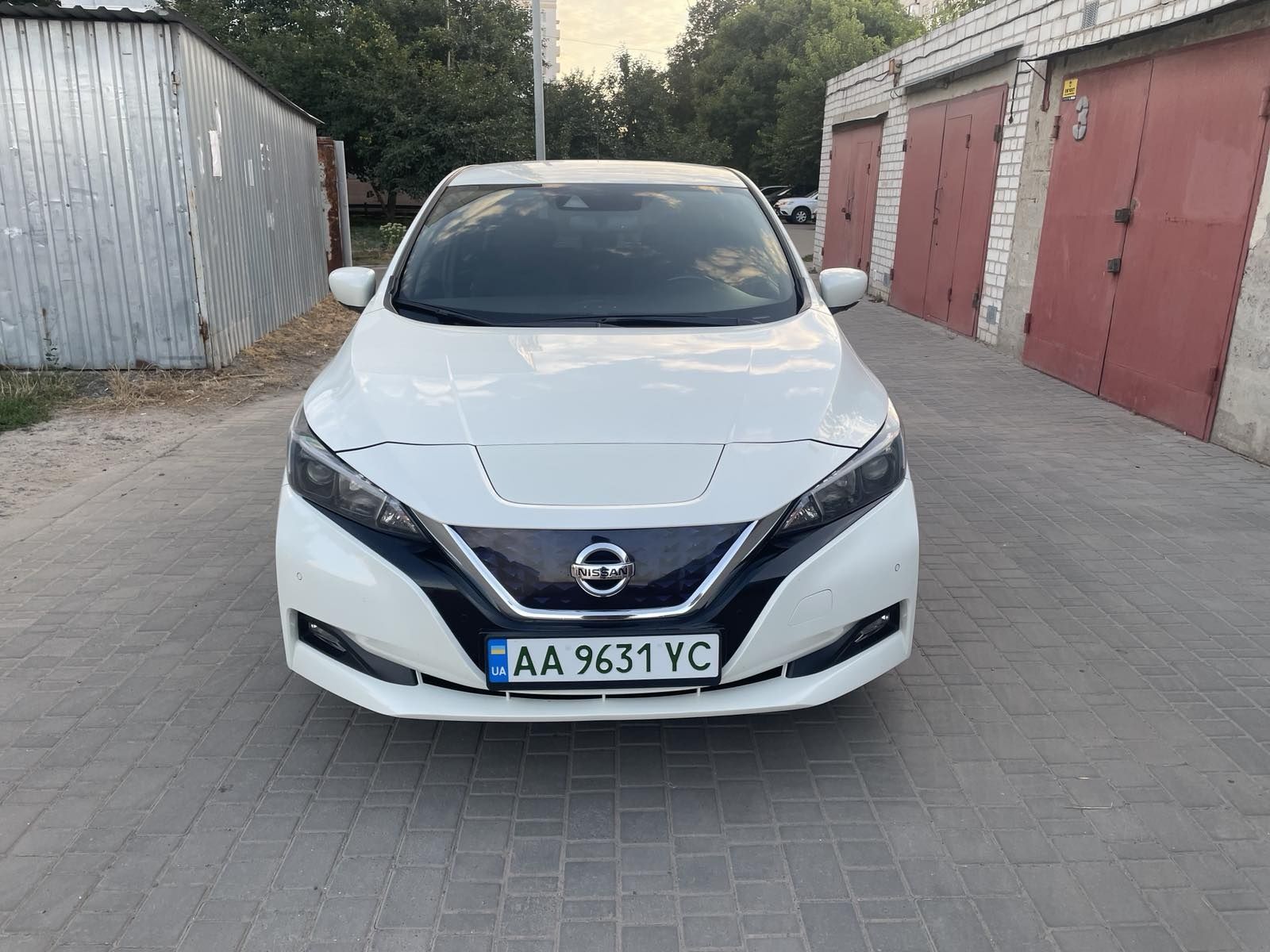 Оренда Nissan Leaf 40 kWt (аренда)