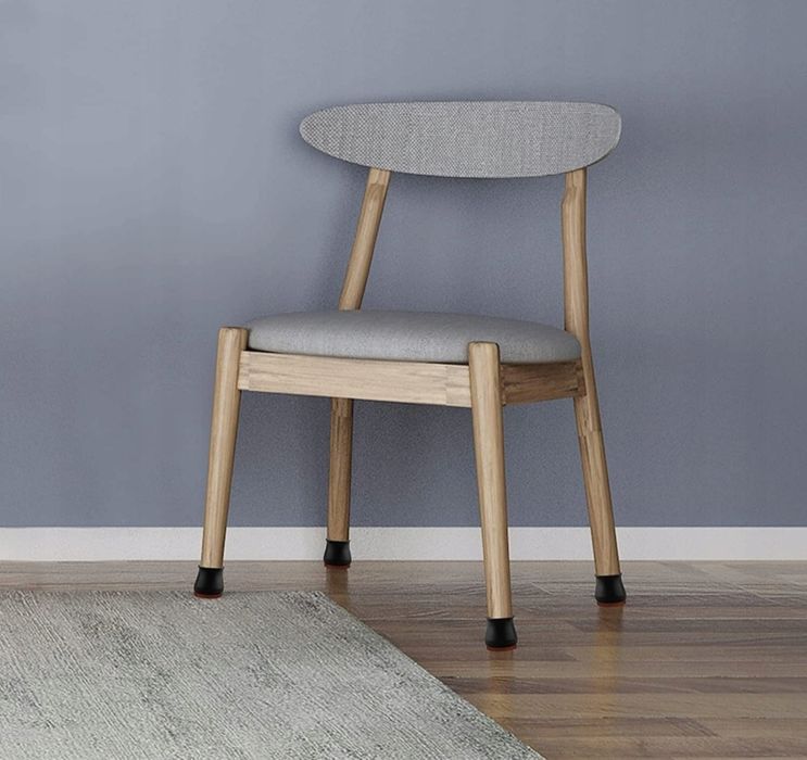 Nakładki na nogi krzesła z filcem czarne 16szt.

Te fantastyczne zesta