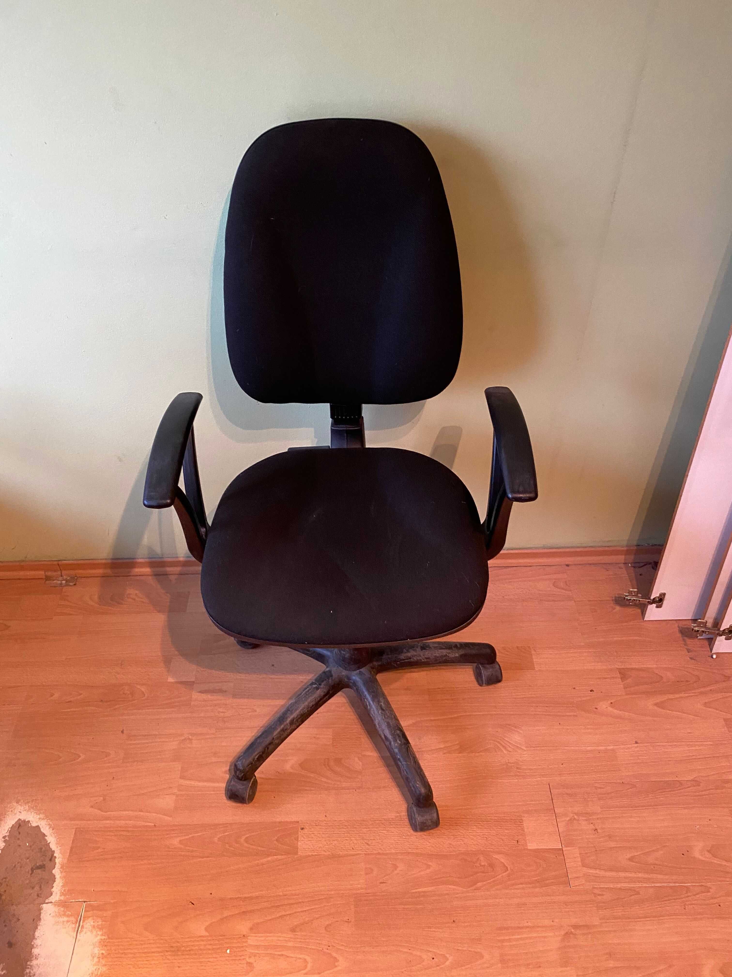 Krzesło biurowe regulowane ergonomiczne wygodne